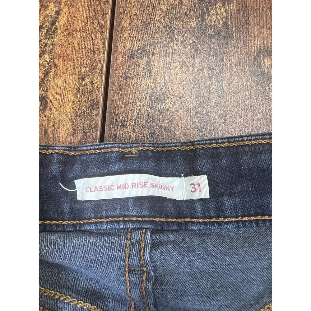 Women's Levi's Classic Mid-rise Skinny Jeans Denim 12M Stretch 31x30 - Picture 2 of 7